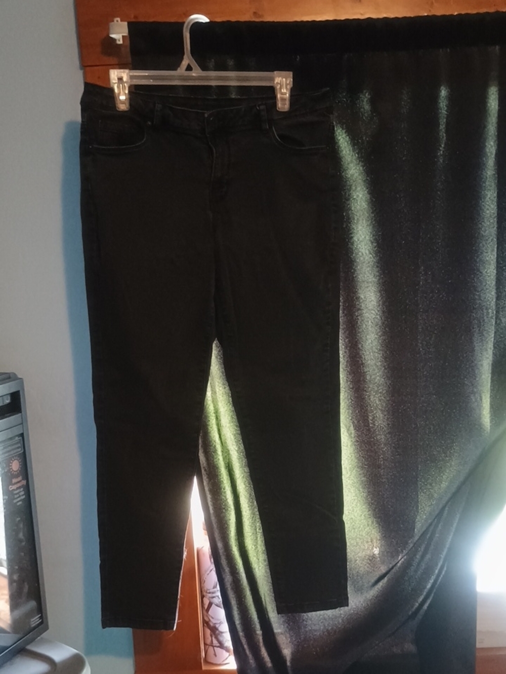 Black Straight Leg Women's Jeans - Classic Fit